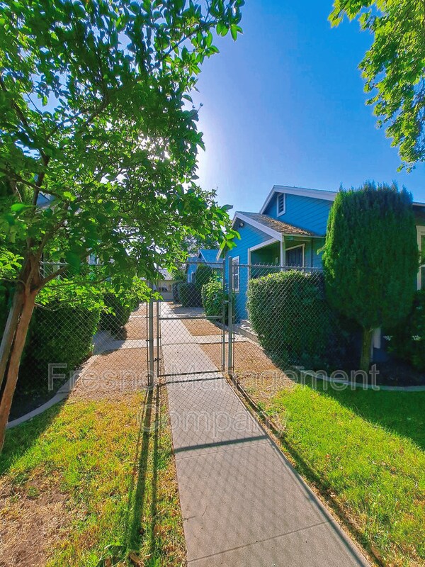 Building Photo - 436 N Effie St.