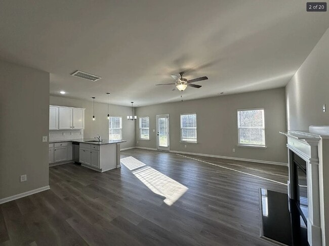 Building Photo - 9050 Stoney Waters Ct