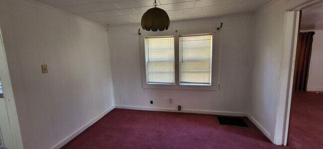 Building Photo - 3-Bedroom, 1-Bath House