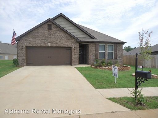 Primary Photo - 2502 Glen Ln
