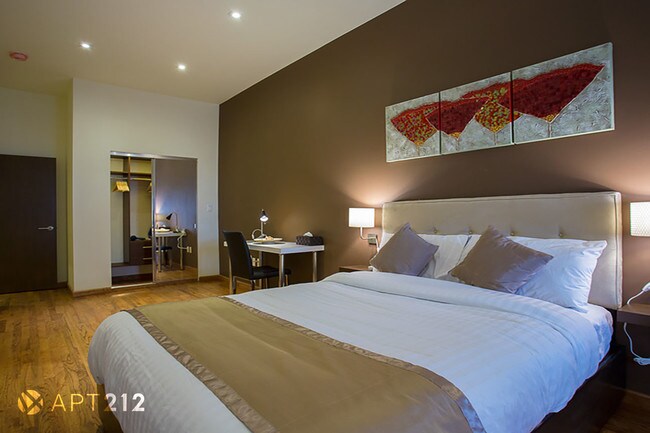 Foto del edificio - 336 E 15th St