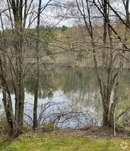 Bald Eagle Village Condos under $3,000 - West Milford, NJ - 2 Rentals