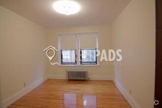 Building Photo - 349 Pleasant St