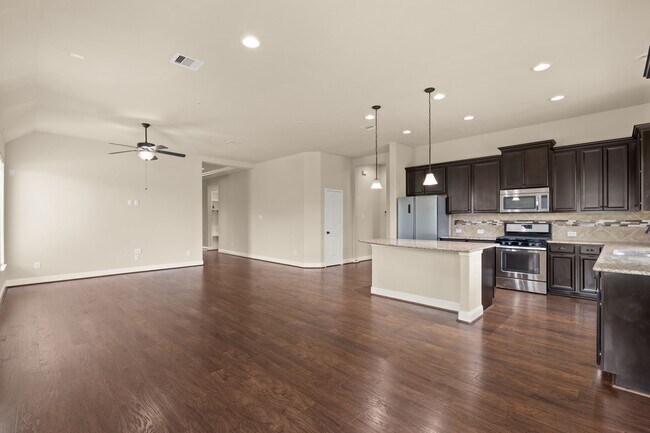 Foto del edificio - 4823 Palomar Ln
