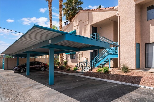 Building Photo - 2225 Pine Breeze Ln