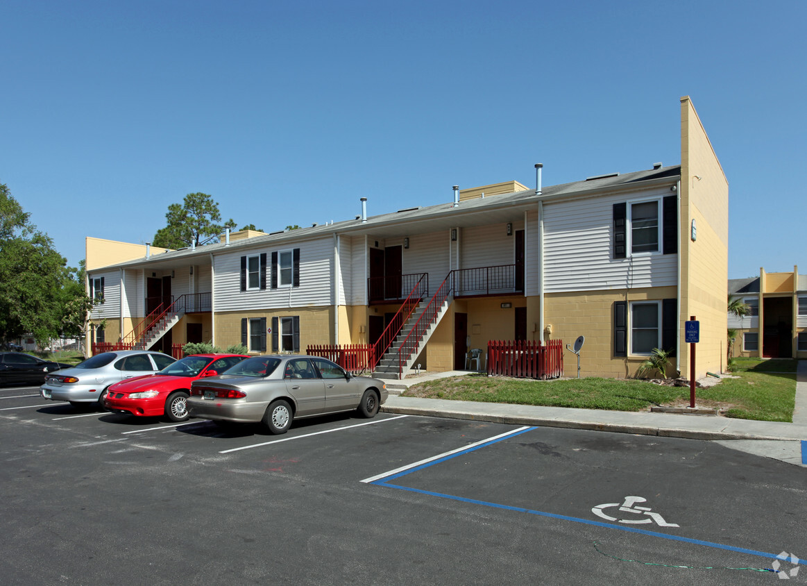 Building Photo - Palm Grove Gardens