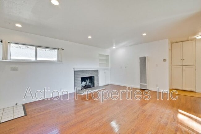 Building Photo - 1719 Springer Rd