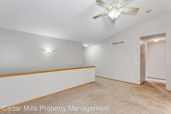 Foto del edificio - 3 br, 2 bath House - 601 W. Autumn Ridge Ct.