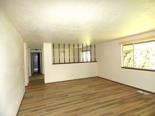 Foto del edificio - Rent Special!! 1/2 Off March Rent!