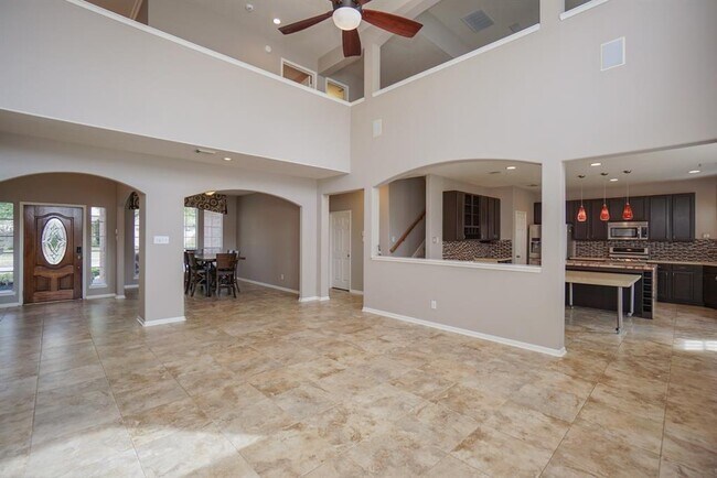Building Photo - 23727 Allingham Ln