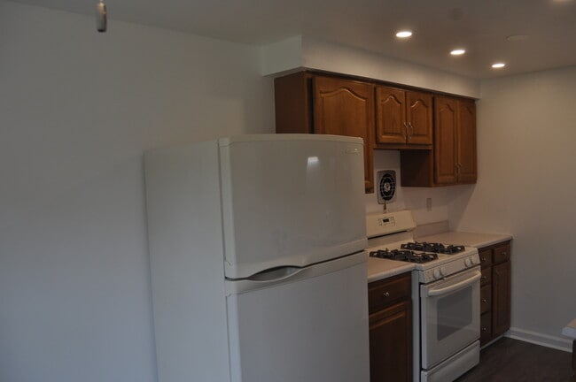 KITCHEN - 567 Pine Line Dr
