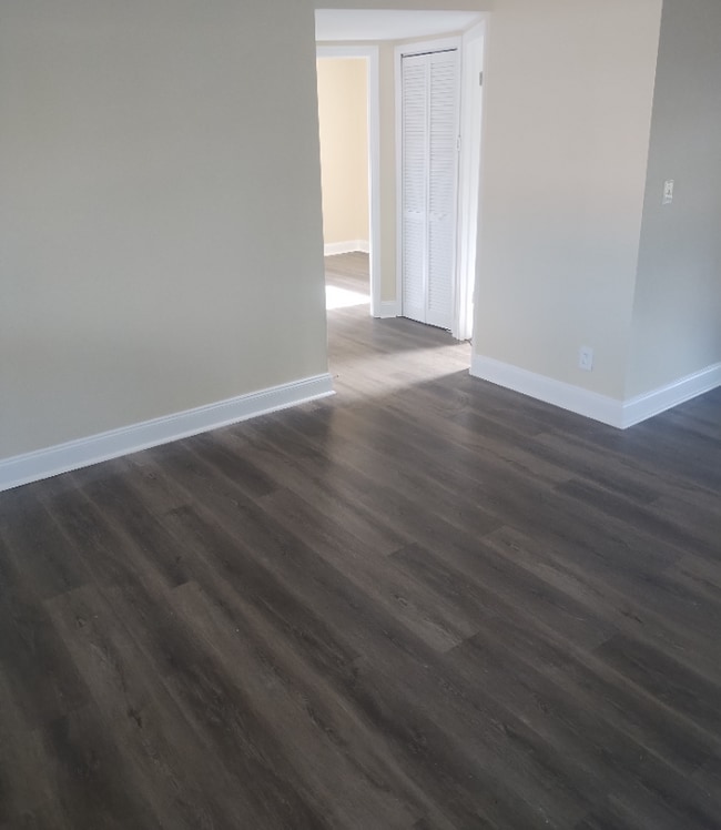 Building Photo - 5030 98th Ave N