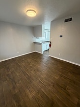 Building Photo - 5220 Weber Rd