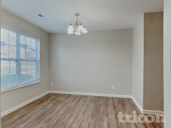 Foto del edificio - 4708 Byers Ridge Dr