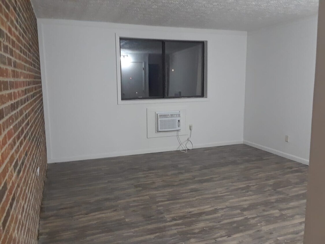 398 S Central Ave Unit H, Columbus, OH 43223 Apartment for Rent in
