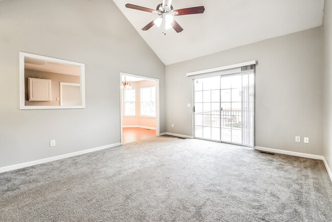Building Photo - 203 Hickory Ln