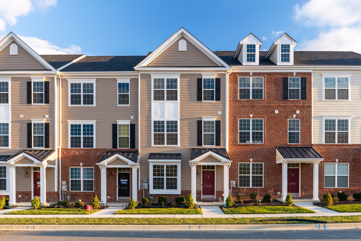 3736 Green St, Claymont, DE 19703 Townhome Rentals in Claymont DE