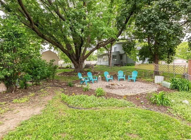 Fire Pit - 16024 Martha Cir