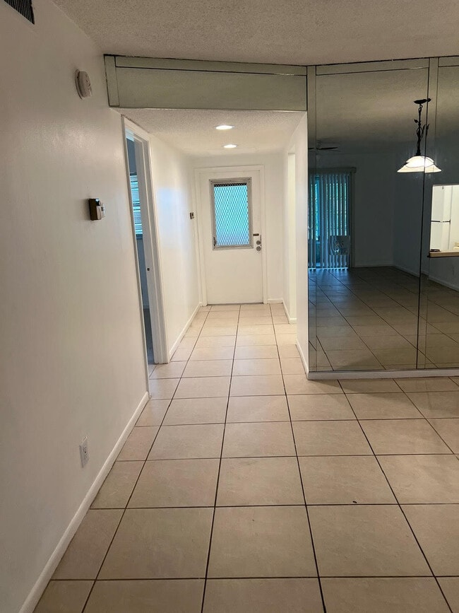 Building Photo - 2800 Fiore Way
