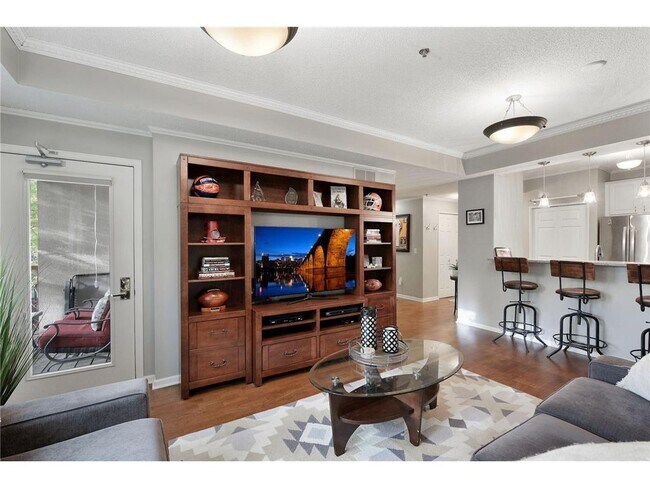 Foto del edificio - 645 N 1st St