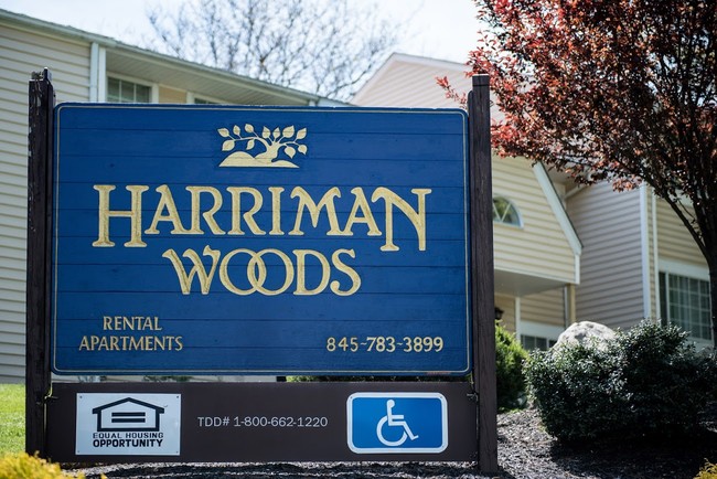 Foto del edificio - Harriman Woods Apartments