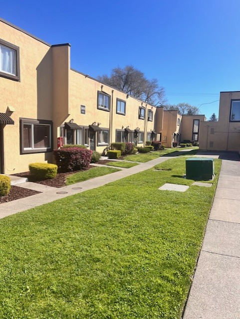 Foto del edificio - 1624 Pueblo Ave