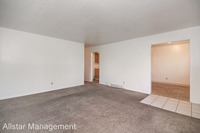 Building Photo - 3 br, 1 bath House - 1085 Copley Rd