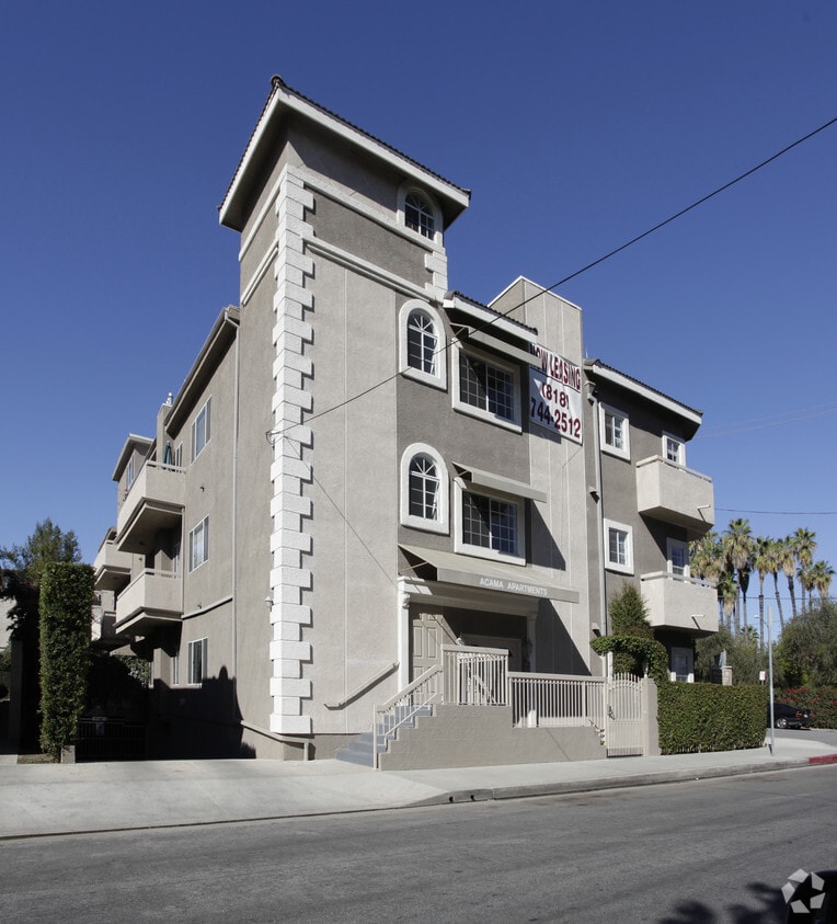 Building Photo - 11014 Acama St