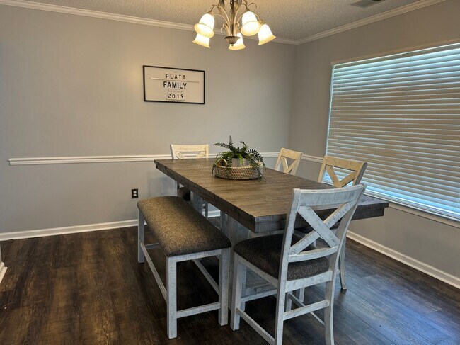 Foto del edificio - 310 Waterwood Way