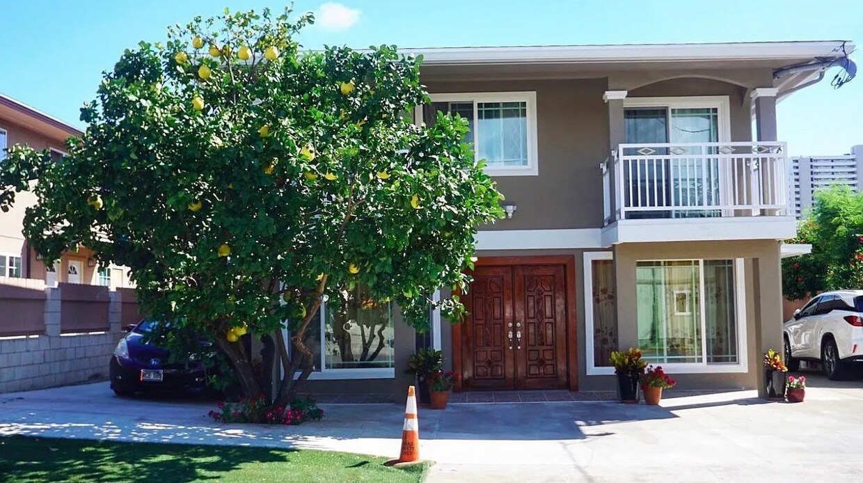 Foto principal - 3155 Olu St