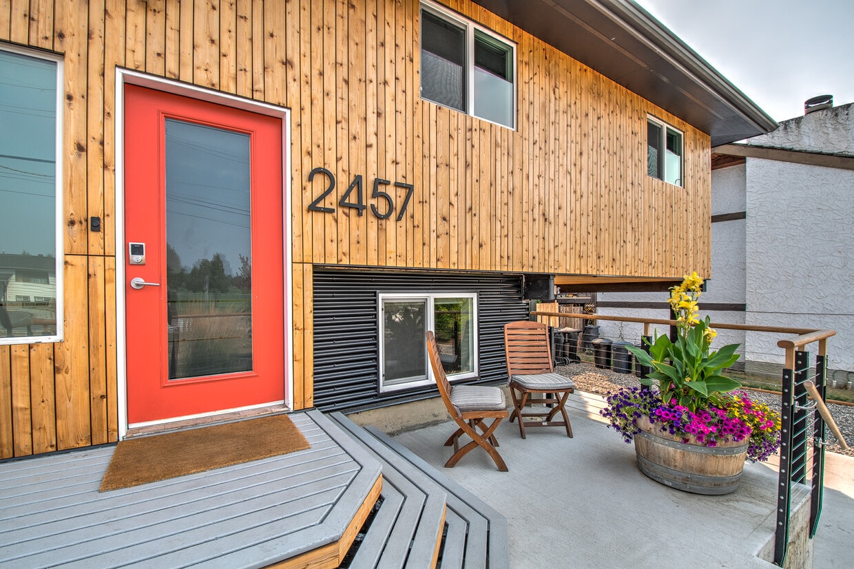 Photo principale - 2457-2415 15 St