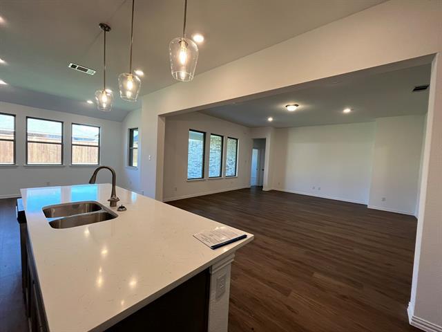 Building Photo - 1736 Everglades Dr