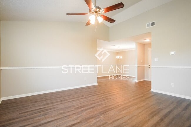 Building Photo - NOW OFFERING FIRST 2 FULL MONTH FREE OR A ...