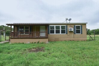 Building Photo - 550 Quail Run Cir