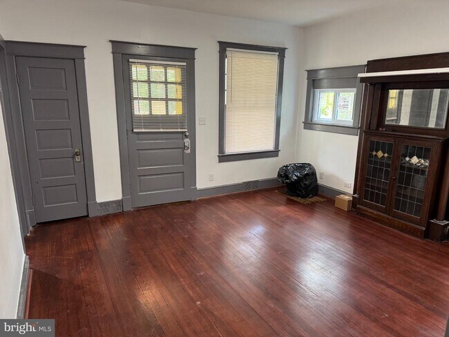 Foto del edificio - 8803 48th Ave