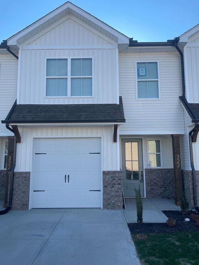 Foto principal - Brand New 3 Bedroom, 2.5 Bath 2-story town...