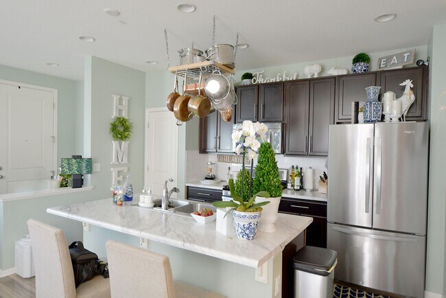 Foto del edificio - Central Park Home for Rent! Unfinished Bas...