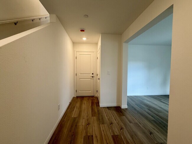 Building Photo - BRAND NEW TRI-LEVEL LUXURY TOWNHOME W/ TONS OF UPGRADES, FEATURING 3 BED 2.5 BATH 2 CAR GARAGE W/...
