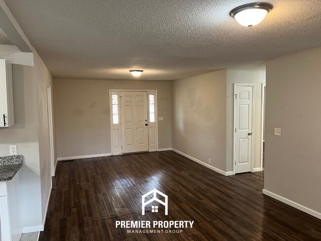 Foto del edificio - 239 Wilbanks Rd