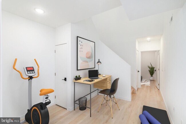 Foto del edificio - 2720 Hope St
