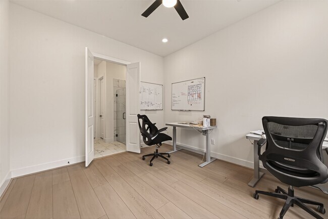 Foto del edificio - 4328 Avron Dr
