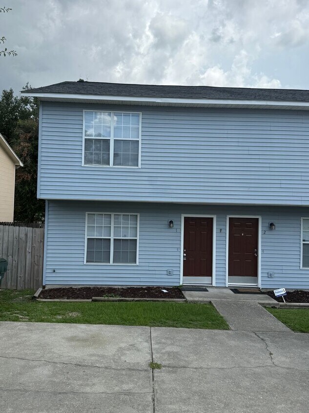 Primary Photo - 1469 Green St