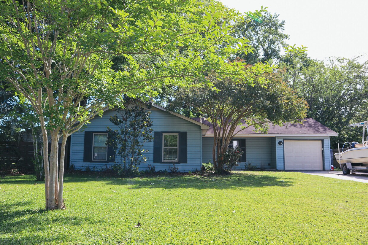 1654 Nantahala Blvd, Mount Pleasant, SC 29464 House Rental in Mount Pleasant, SC