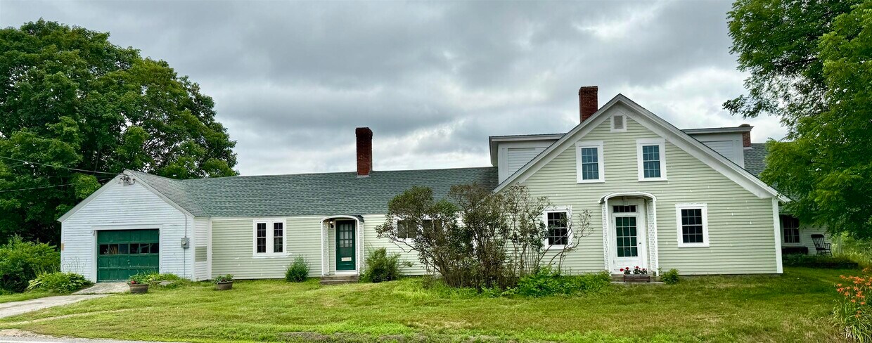 Foto principal - 383 Sanborn Rd