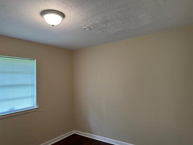 Foto del edificio - 522 E Daugherty Dr