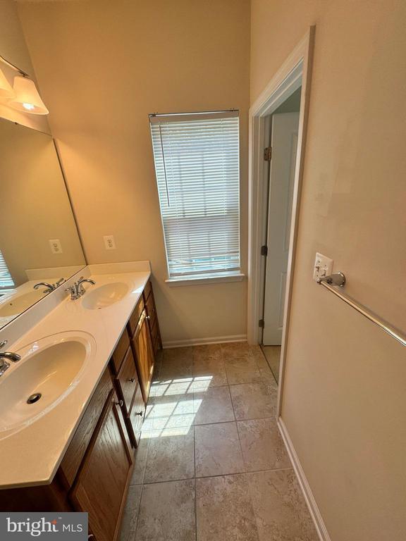 Foto del edificio - 5336 Wyndholme Cir