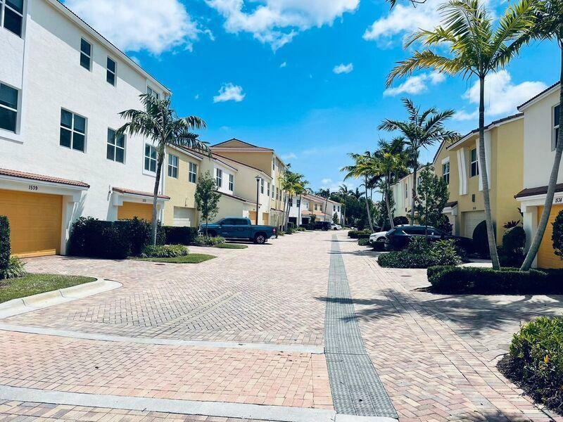 Photo - 1527 NW 48th Ln (Boca Raton, FL)