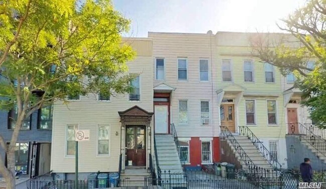 Building Photo - 1202 St Marks Ave