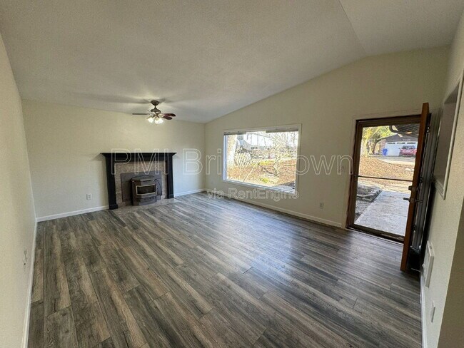 Foto del edificio - 7315 SW 53rd Ave