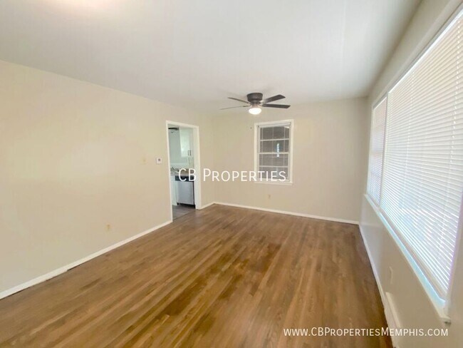 Foto del edificio - 1050 Dora Cove